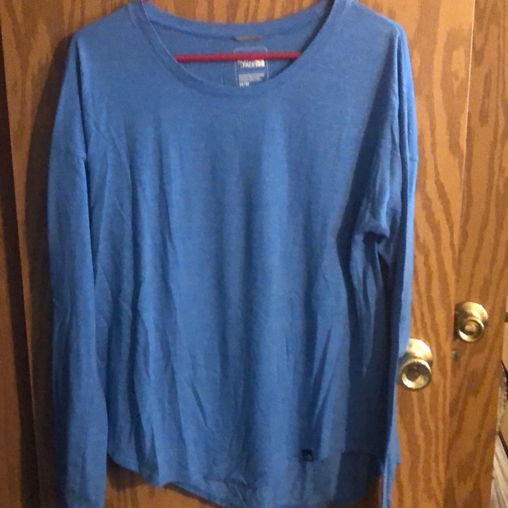 The North Face blue long sleeve dri fit shirt size M